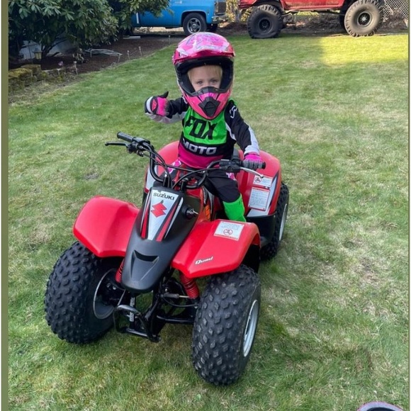 ♥️ Like and share to be notified when I go live.. - Picture 12 of 16